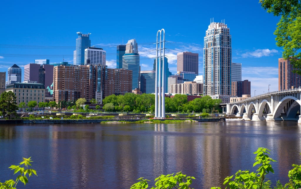 4 Best Online Real Estate Schools in Minnesota for 2026