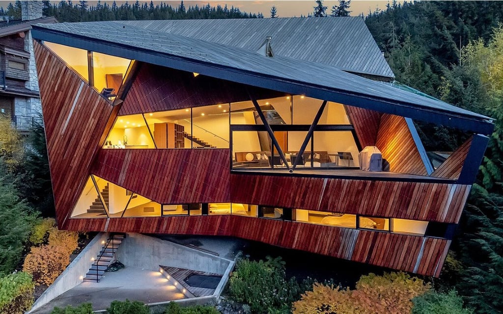 20 Weird Real Estate Listings in 2026 You Won’t Believe