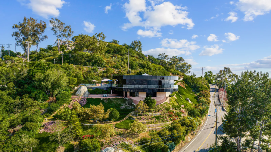 Image of a rotating home in San Diego from Architectural Digest