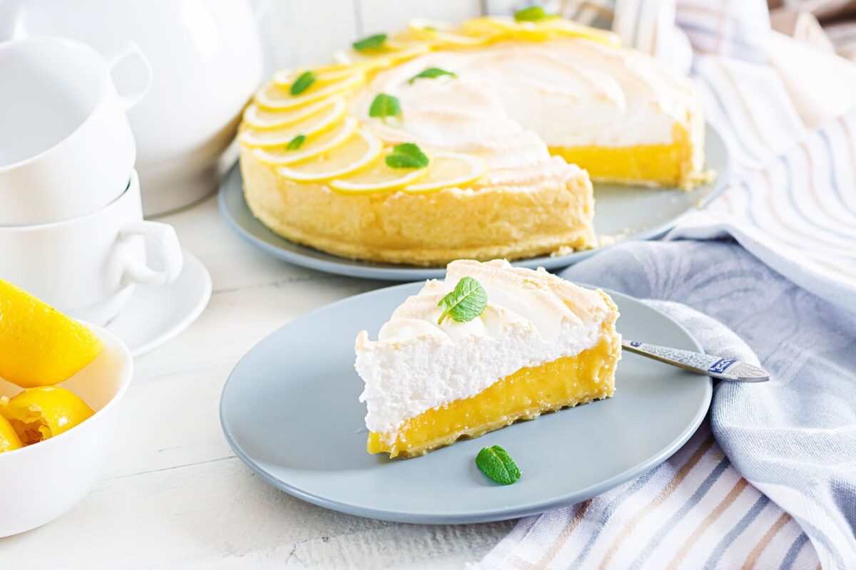 Lemon meringue pie