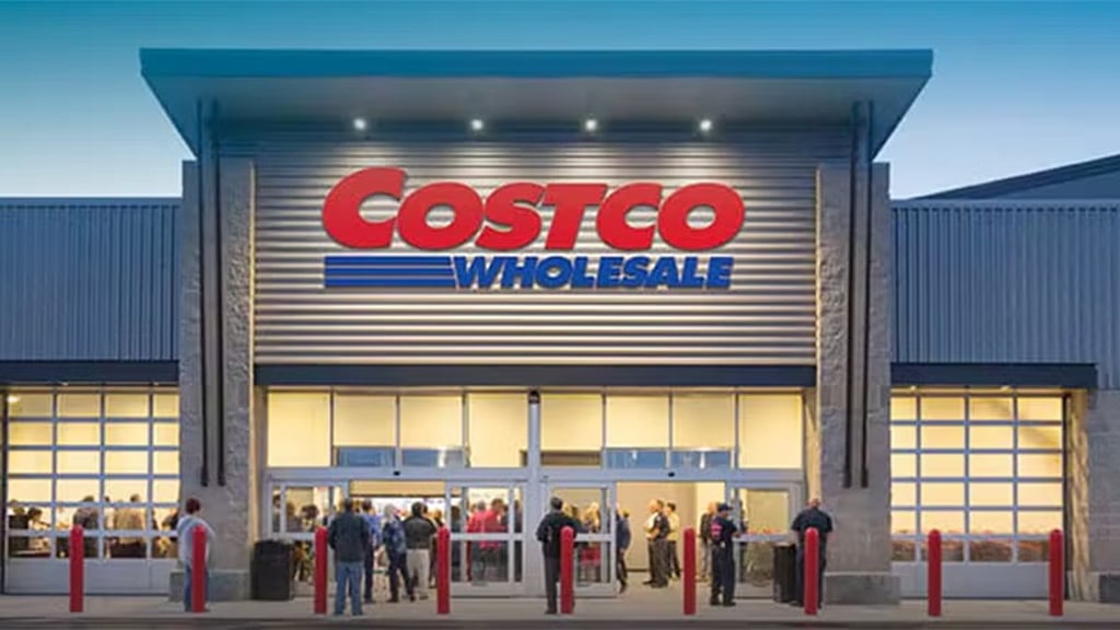 Does Living Near Costco Raise Home Values? What New Research Shows